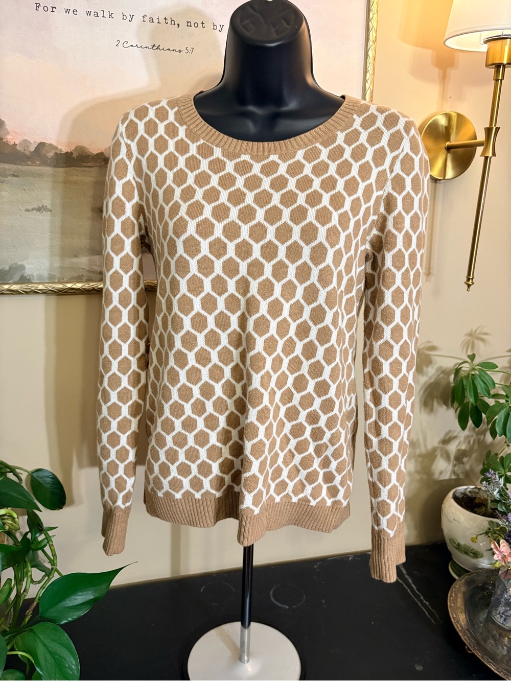 Banana Republic Camel & White Honeycomb Crewneck Sweater